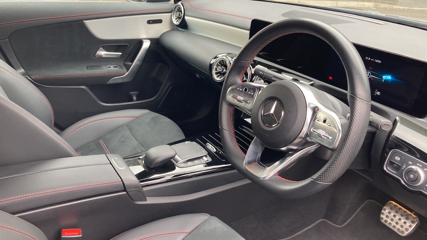 Used Mercedes-Benz CLA 2023 for sale - 76684761: Photo 11