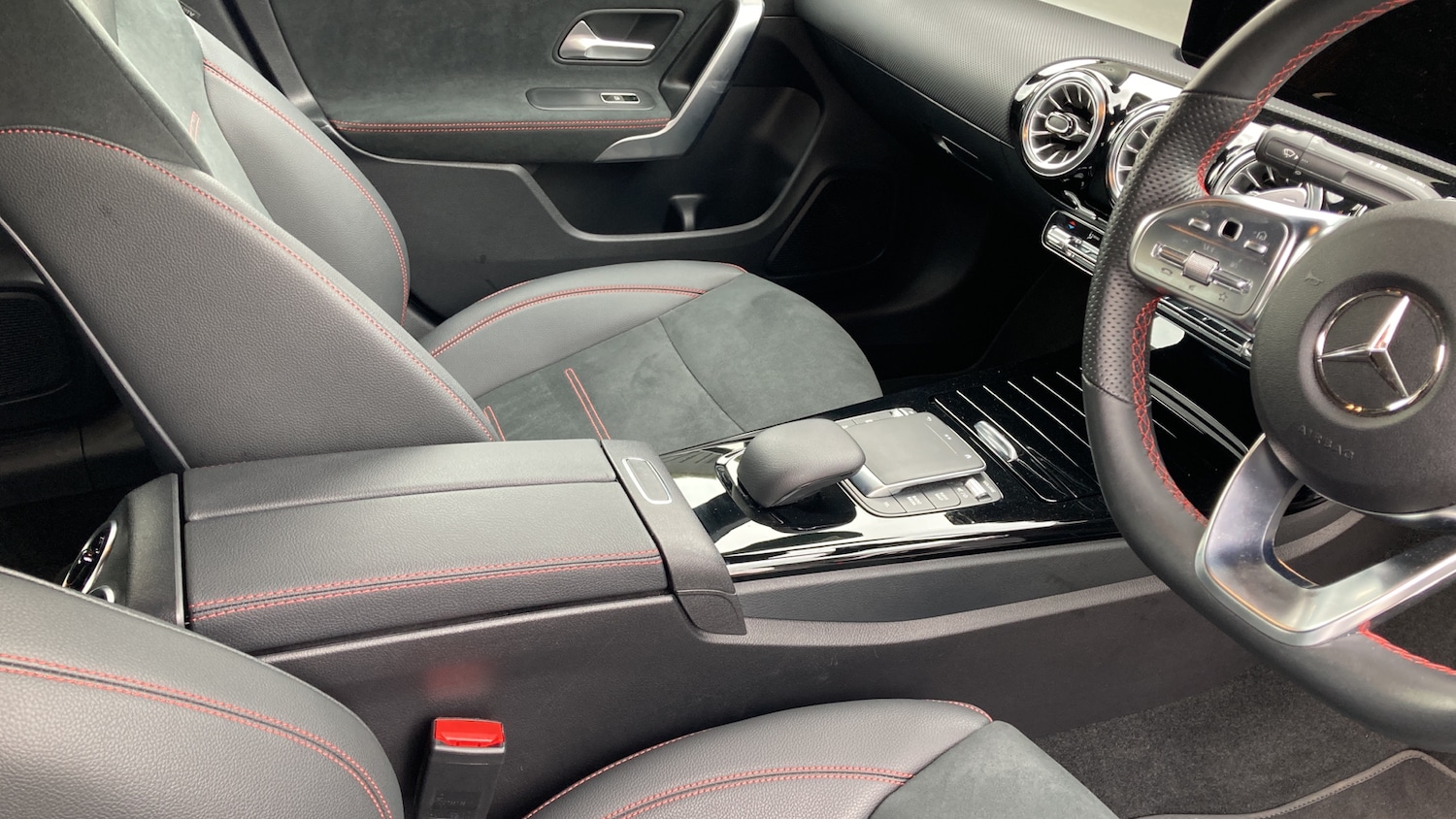 Used Mercedes-Benz CLA 2023 for sale - 76684761: Photo 14