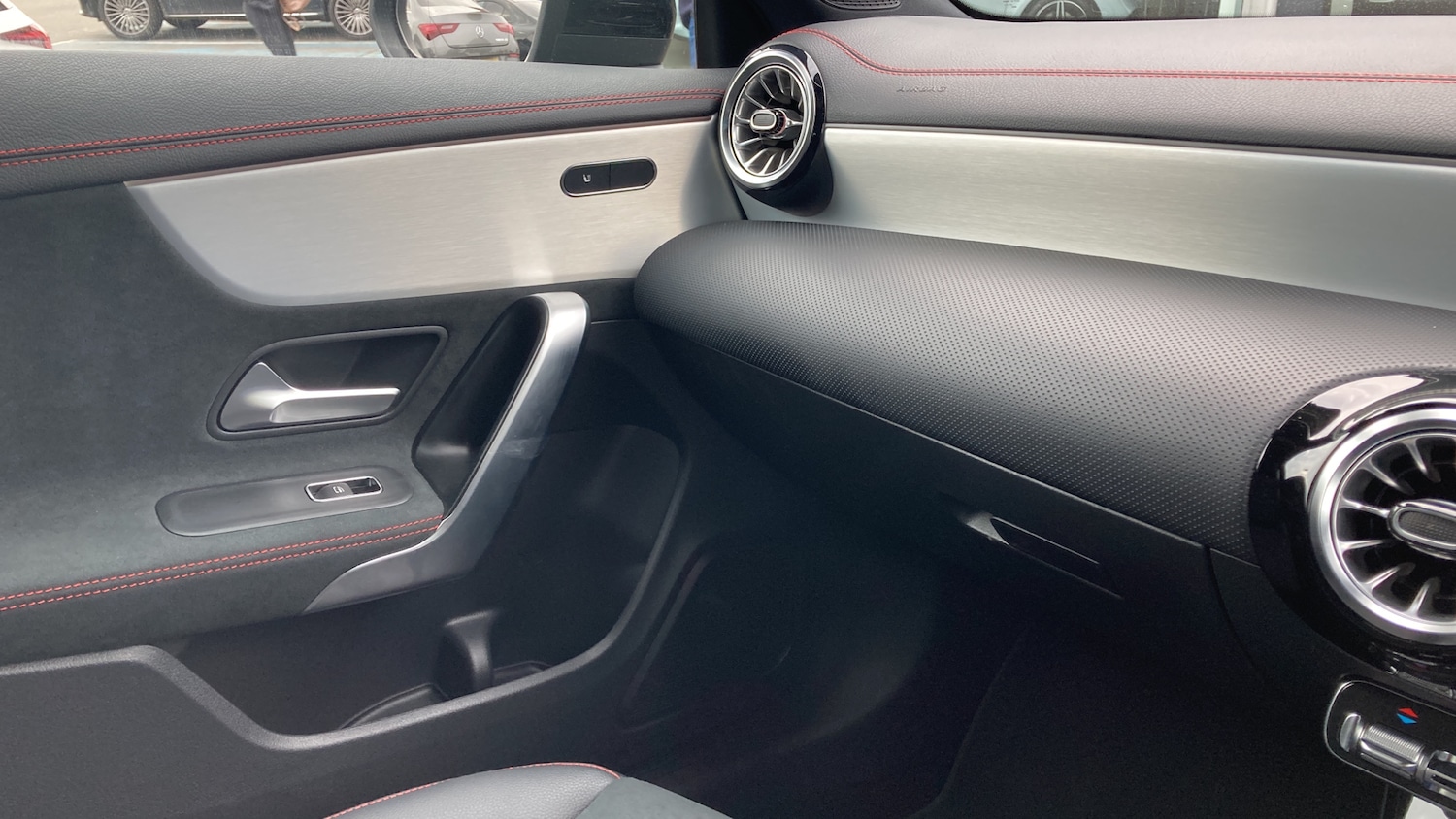 Used Mercedes-Benz CLA 2023 for sale - 76684761: Photo 33