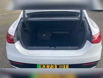 Used Mercedes-Benz EQA 2023 for sale - 78092547: Photo