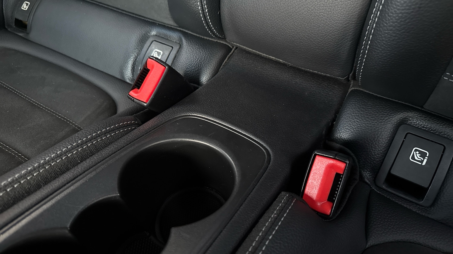 Used Mercedes-Benz C Class 2019 for sale - 76792855: Photo 17