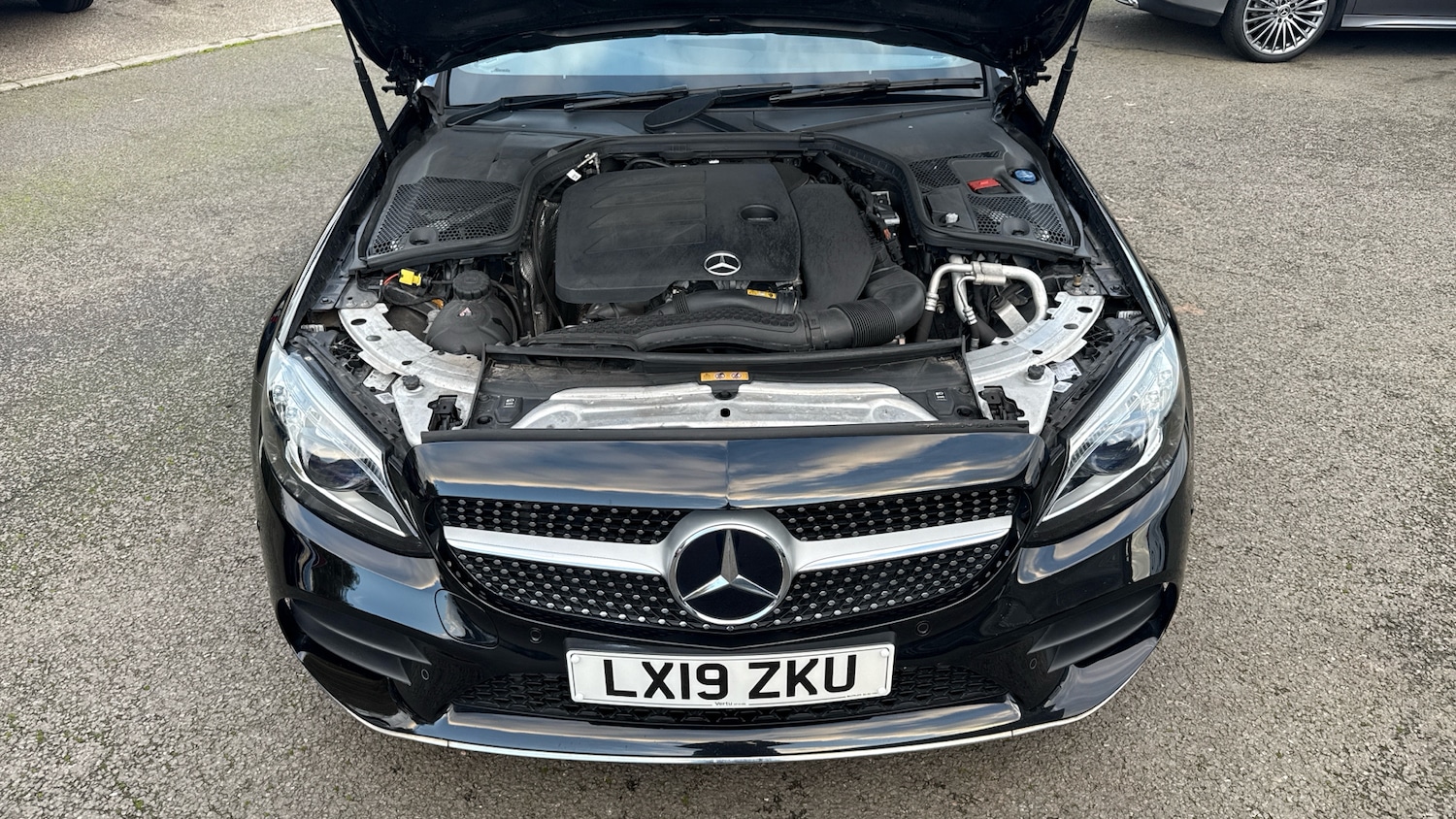 Used Mercedes-Benz C Class 2019 for sale - 76792855: Photo 8