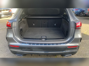 Used Mercedes-Benz GLA 2021 for sale - 76612528: Photo