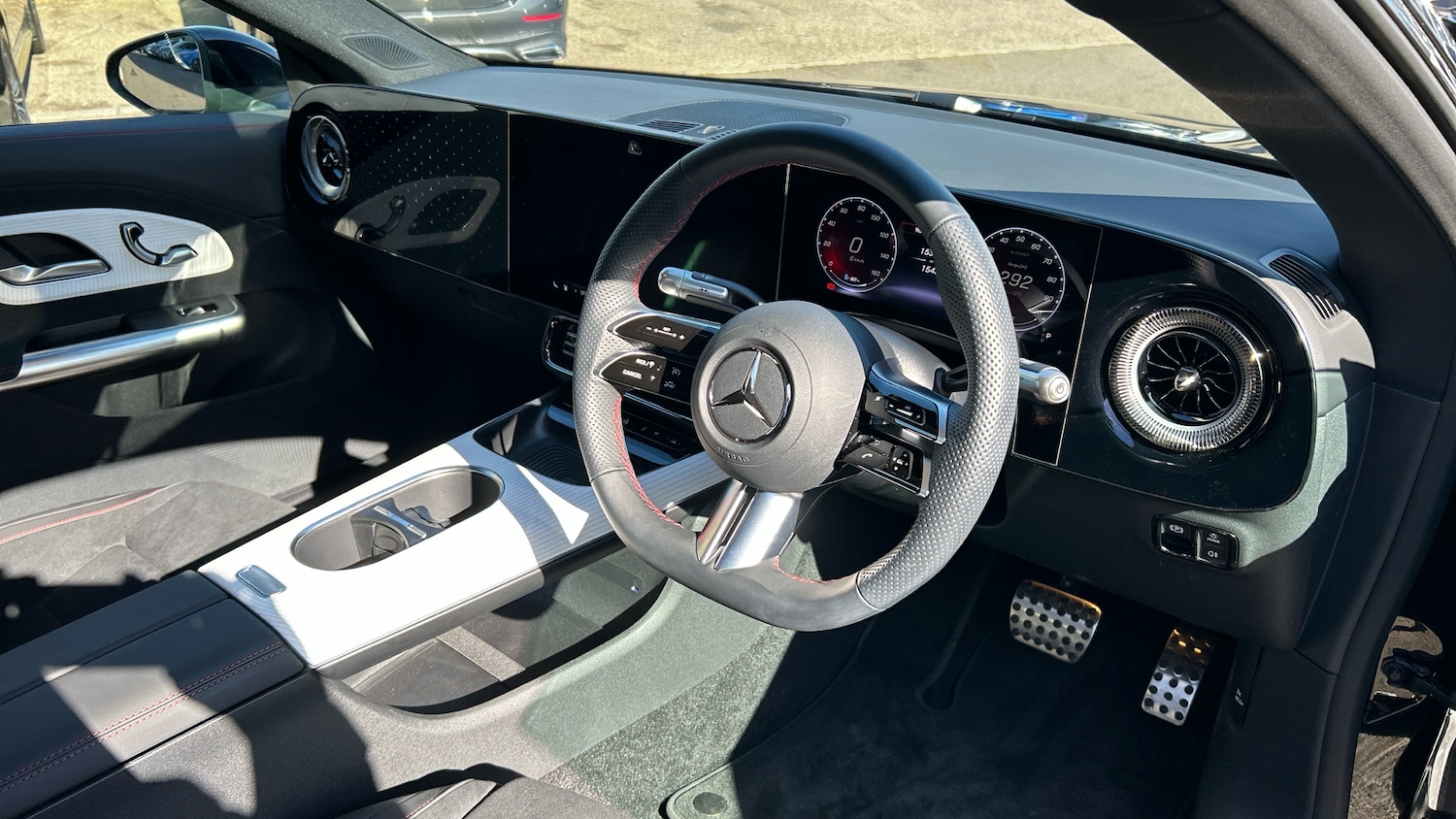 Used Mercedes-Benz CLA 2025 for sale - 77933895: Photo 11