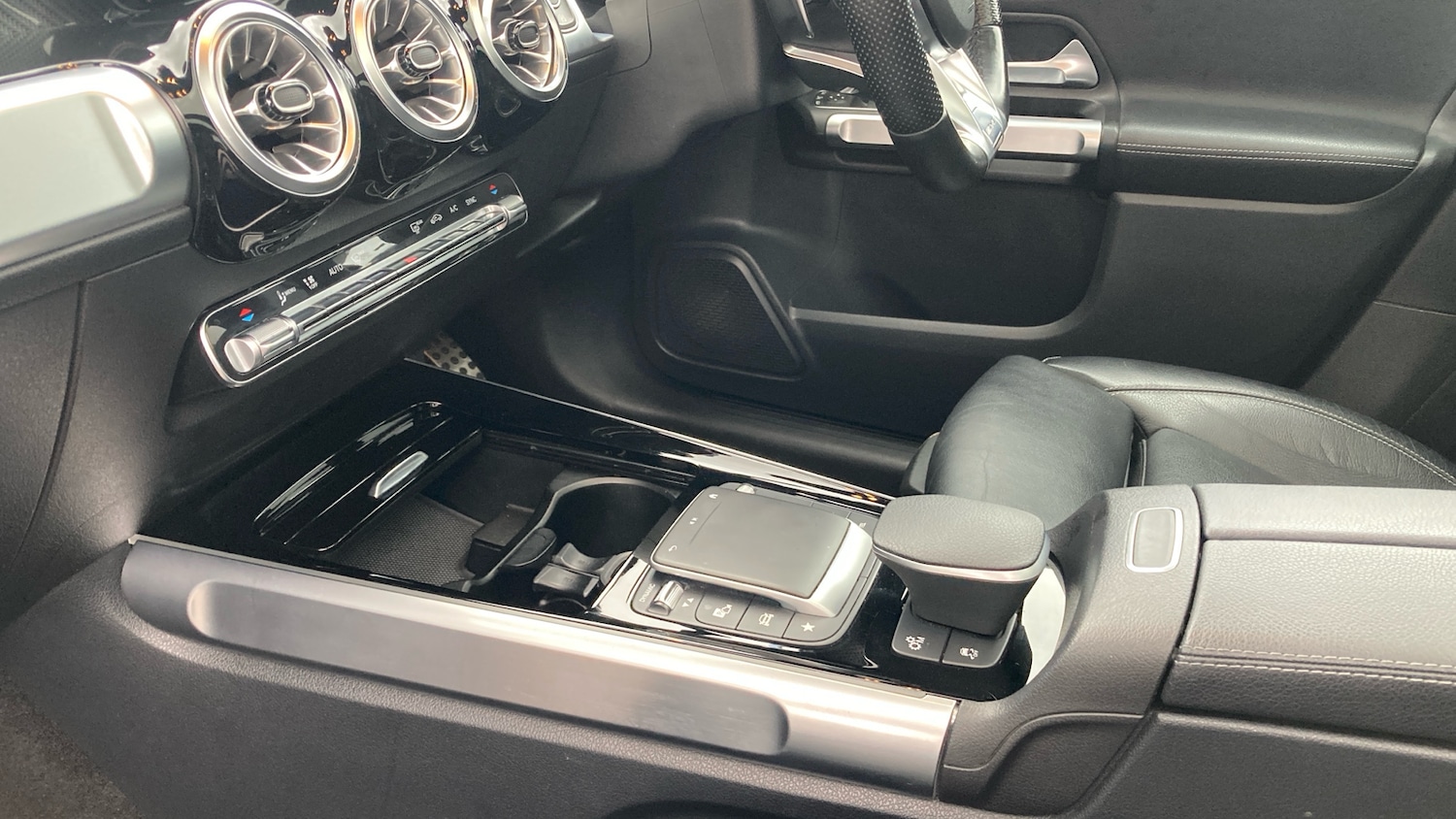 Used Mercedes-Benz GLB 2022 for sale - 76449225: Photo 13