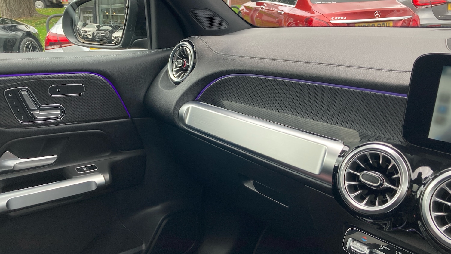 Used Mercedes-Benz GLB 2022 for sale - 76449225: Photo 26