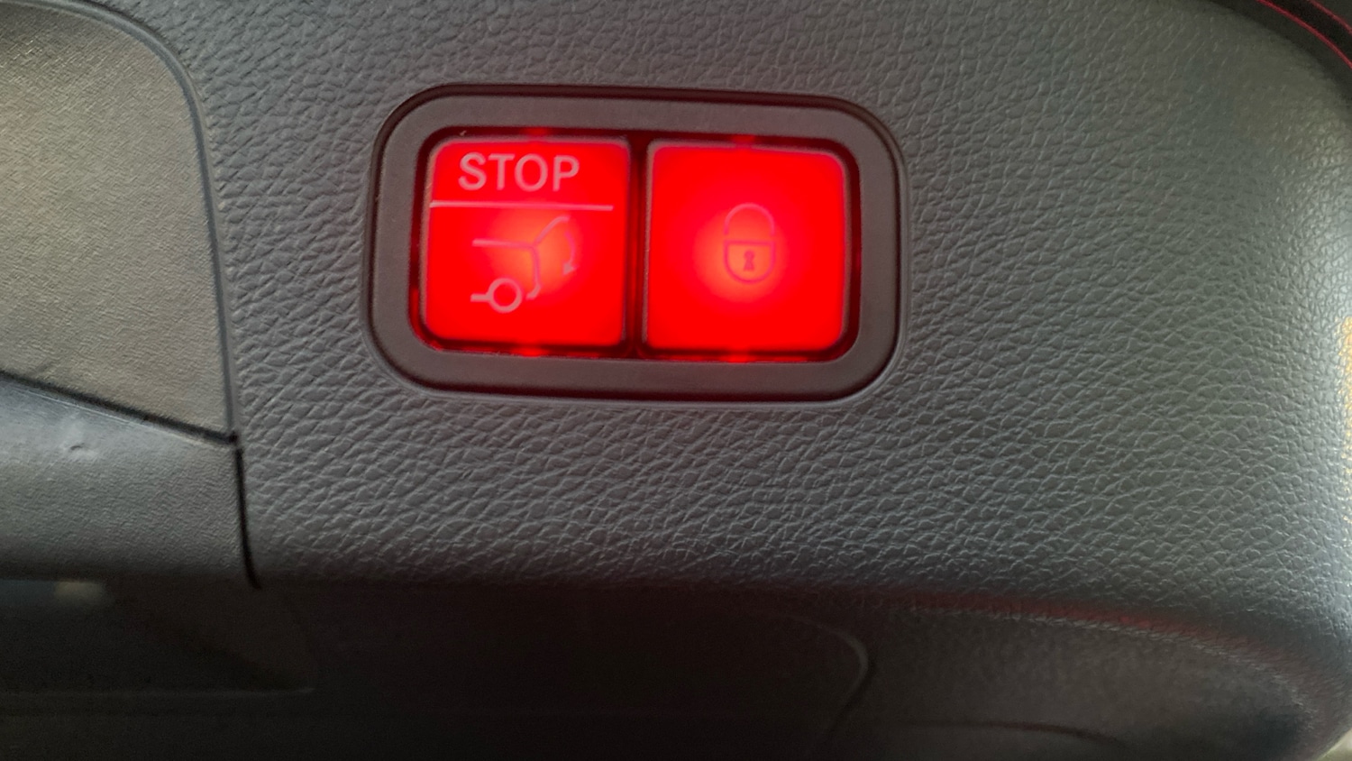 Used Mercedes-Benz EQC 2023 for sale - 76859063: Photo 41