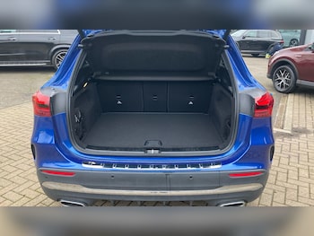 Used Mercedes-Benz GLA 2024 for sale - 77351132: Photo