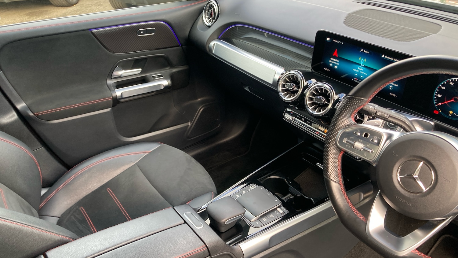 Used Mercedes-Benz GLB 2022 for sale - 76792852: Photo 14