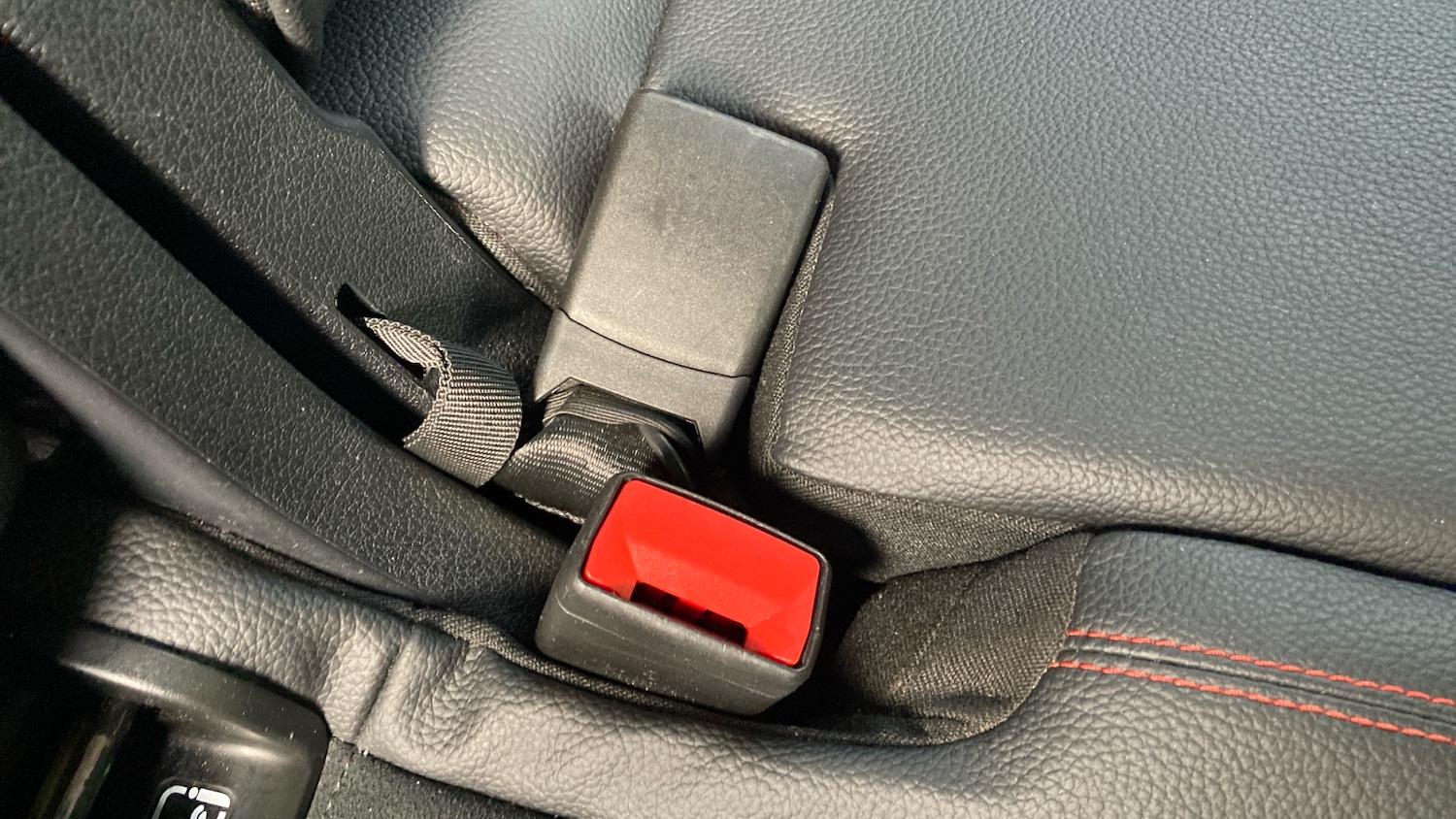 Used Mercedes-Benz GLB 2022 for sale - 76792852: Photo 17