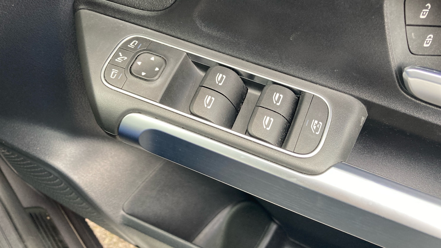 Used Mercedes-Benz GLB 2022 for sale - 76792852: Photo 26