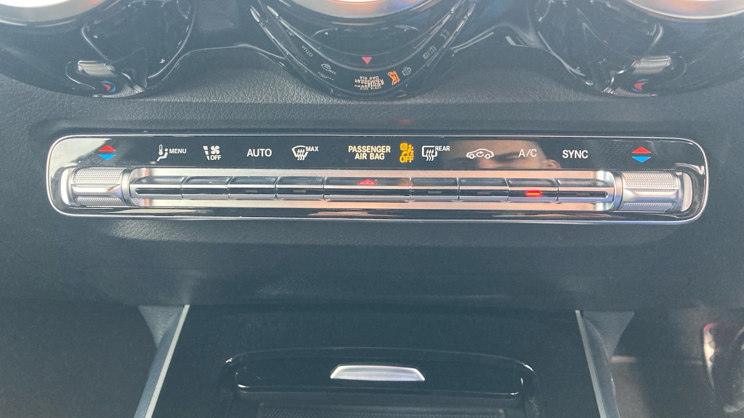 Used Mercedes-Benz GLB 2022 for sale - 76792852: Photo 33