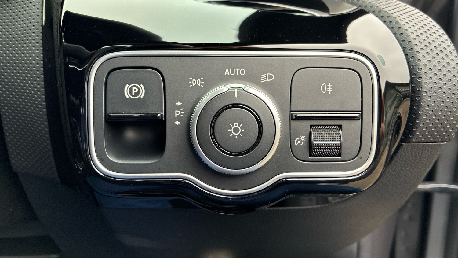 Used Mercedes-Benz CLA 2024 for sale - 77438127: Photo 32