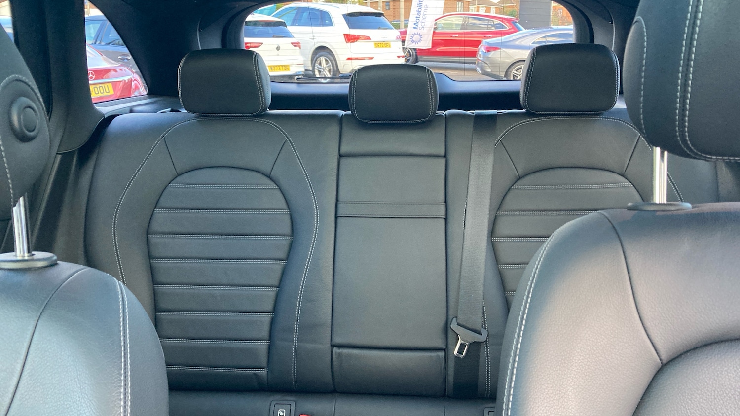 Used Mercedes-Benz GLC 2019 for sale - 76343881: Photo 15
