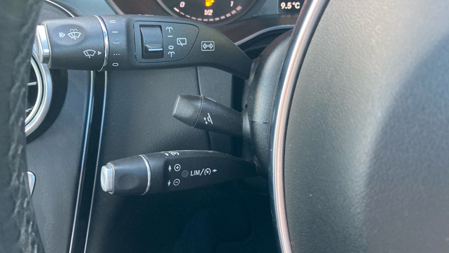 Used Mercedes-Benz GLC 2019 for sale - 76343881: Photo 30