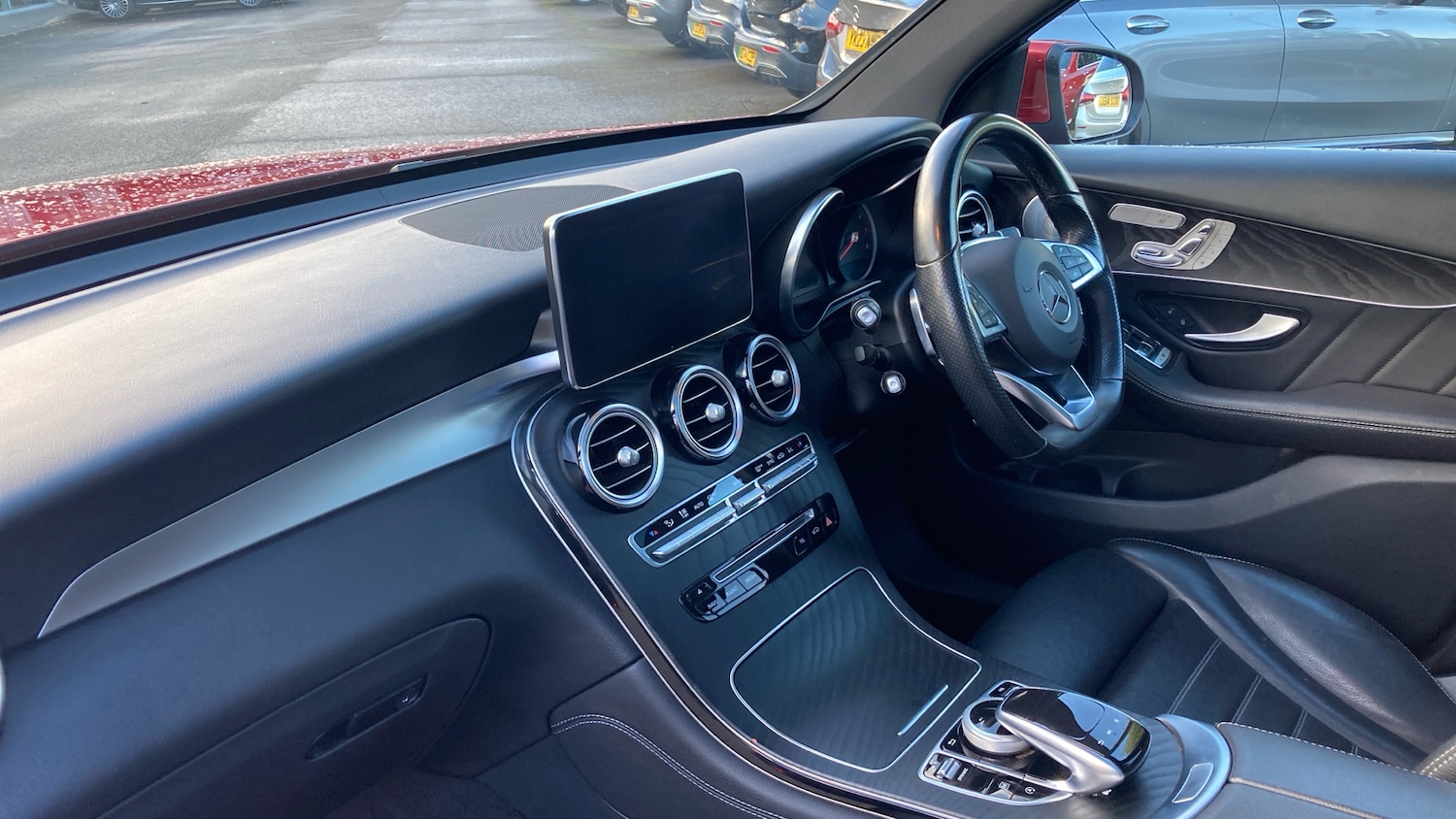 Used Mercedes-Benz GLC 2019 for sale - 76343881: Photo 9