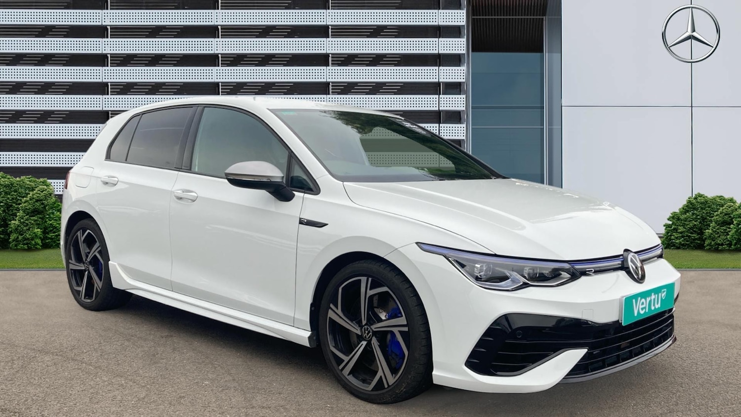 Used Volkswagen Golf 2024 for sale - 76332040: Photo 1