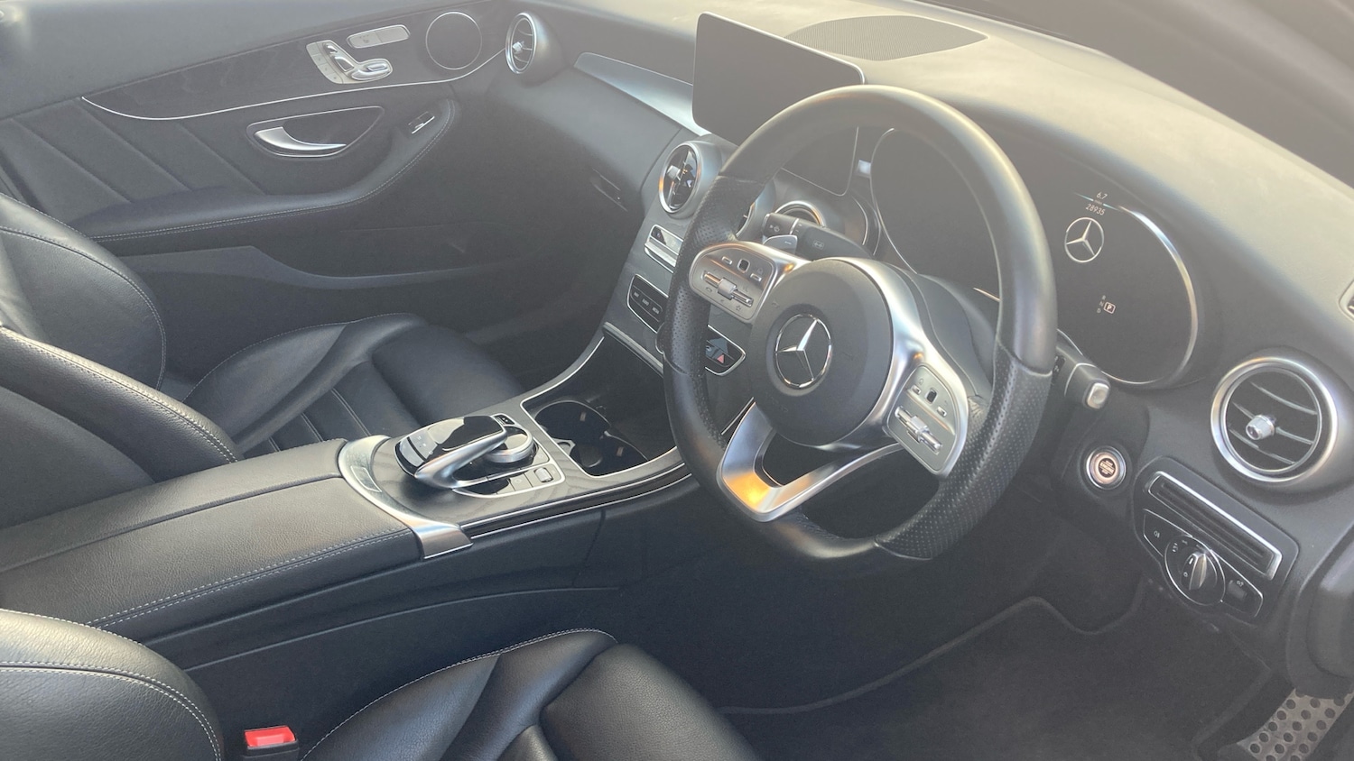 Used Mercedes-Benz C Class 2020 for sale - 76663615: Photo 11