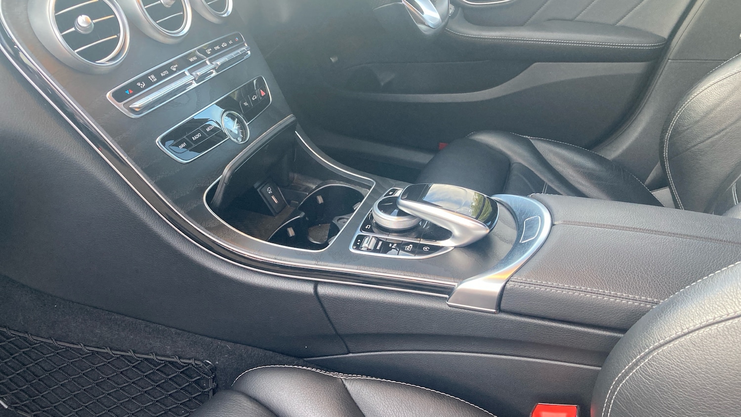 Used Mercedes-Benz C Class 2020 for sale - 76663615: Photo 13