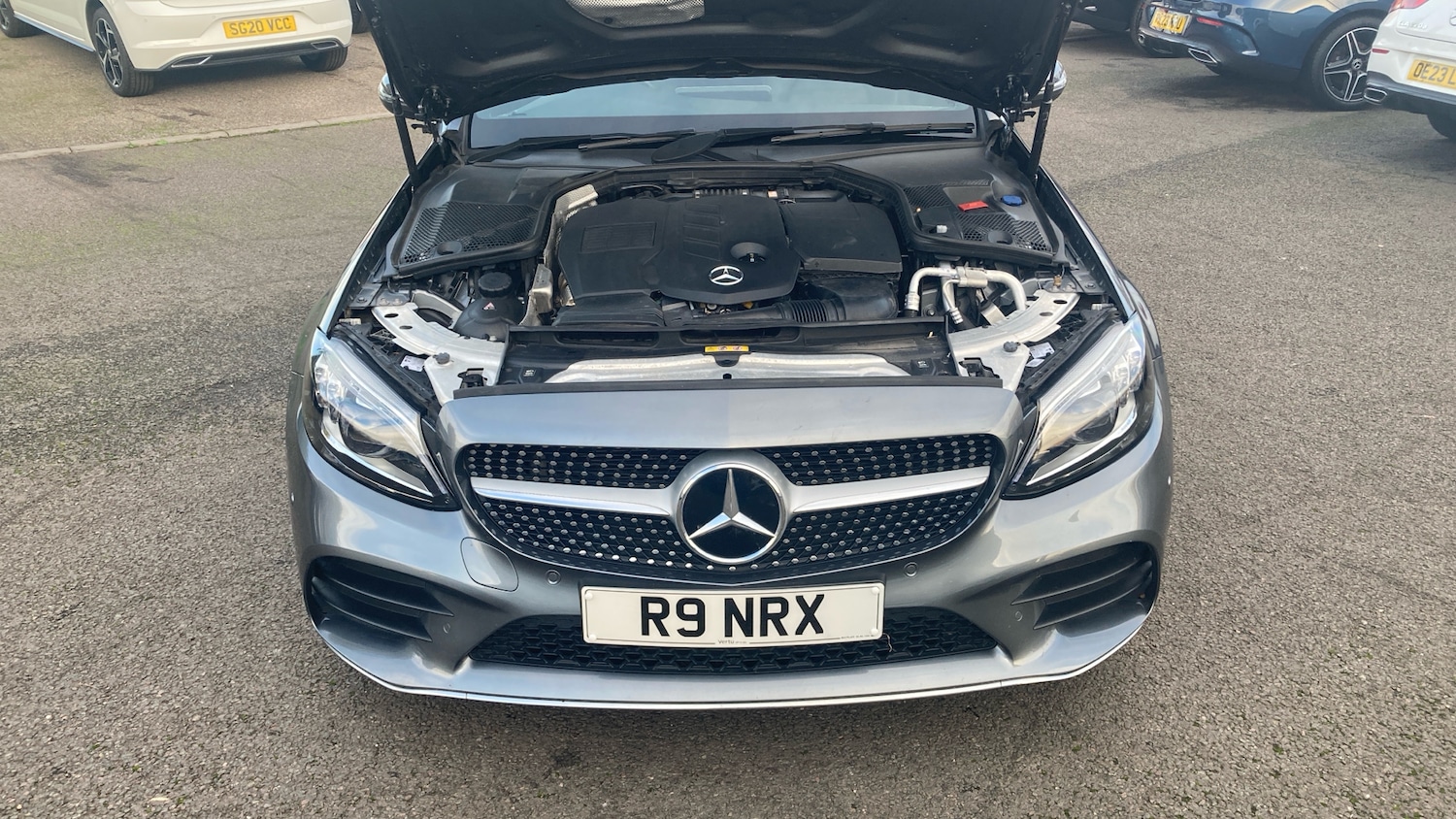 Used Mercedes-Benz C Class 2020 for sale - 76663615: Photo 8