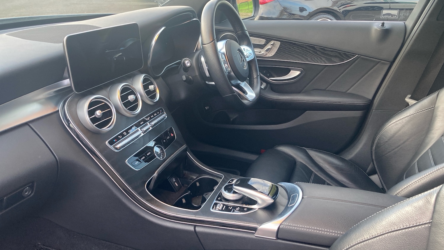 Used Mercedes-Benz C Class 2020 for sale - 76663615: Photo 9