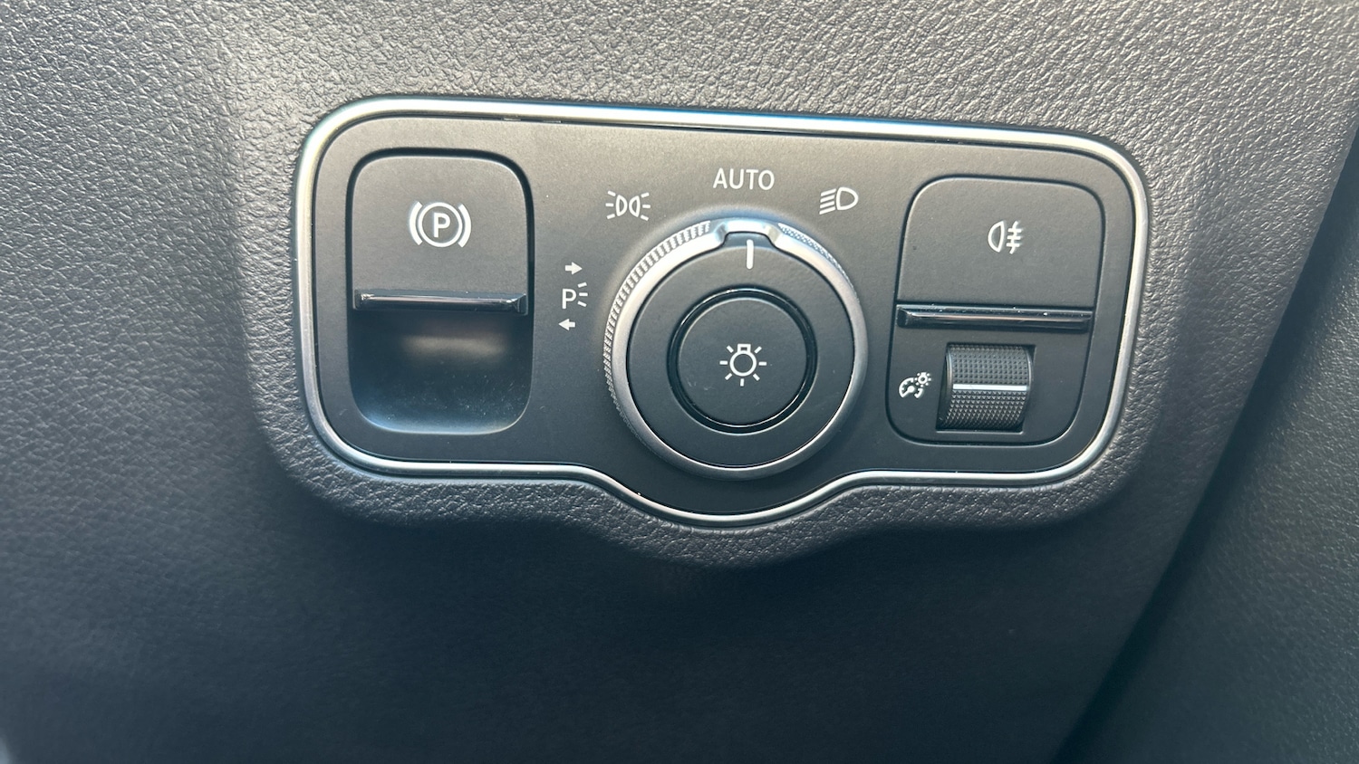 Used Mercedes-Benz GLB 2024 for sale - 78164646: Photo 24