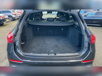 Used Mercedes-Benz C Class 2024 for sale - 76882285: Photo