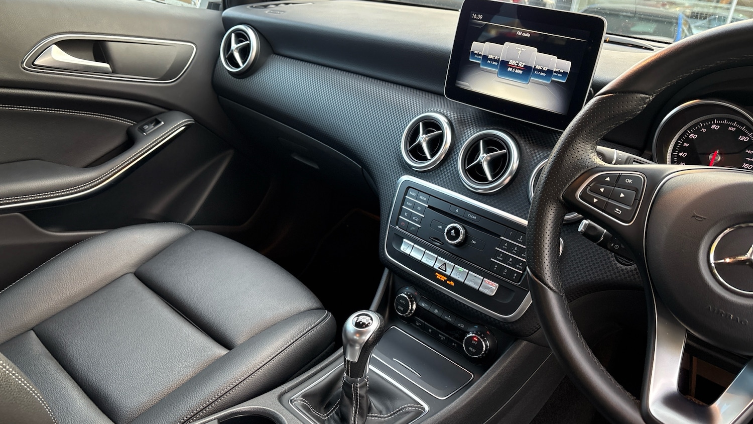 Used Mercedes-Benz A-Class 2018 for sale - 76263712: Photo 14