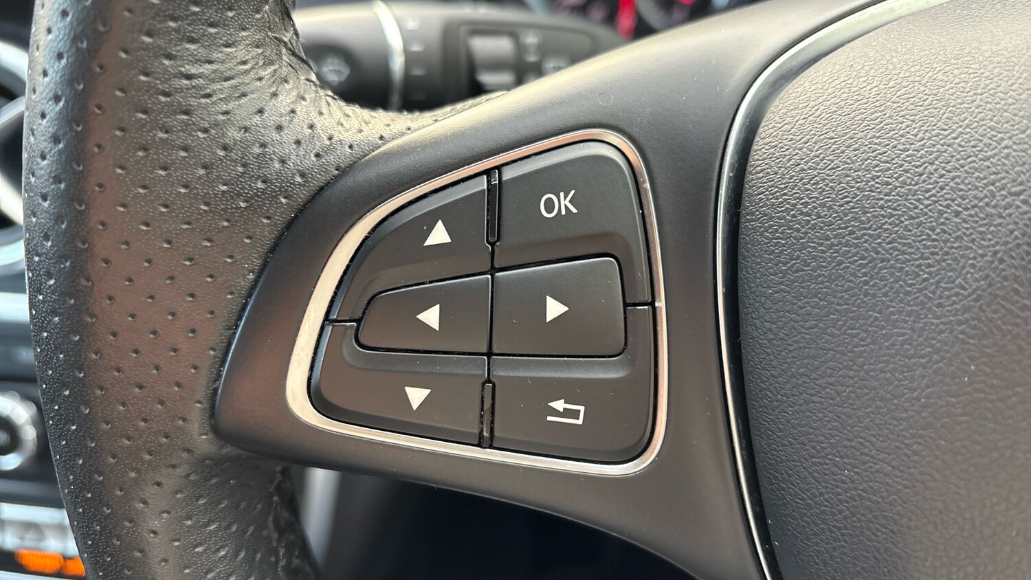 Used Mercedes-Benz A-Class 2018 for sale - 76263712: Photo 29