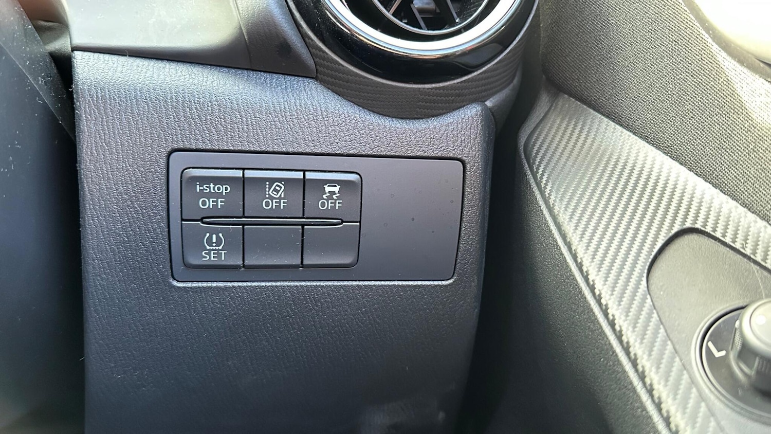 Used Mazda Mazda2 2023 for sale - 76675773: Photo 17