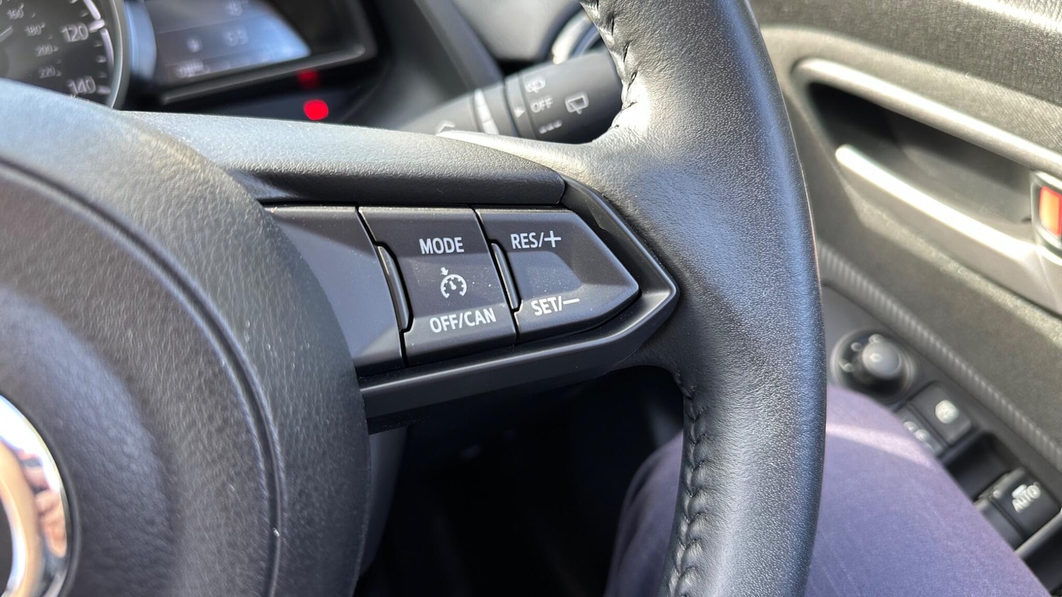 Used Mazda Mazda2 2023 for sale - 76675773: Photo 18