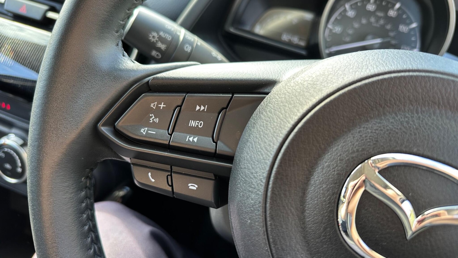 Used Mazda Mazda2 2023 for sale - 76675773: Photo 19