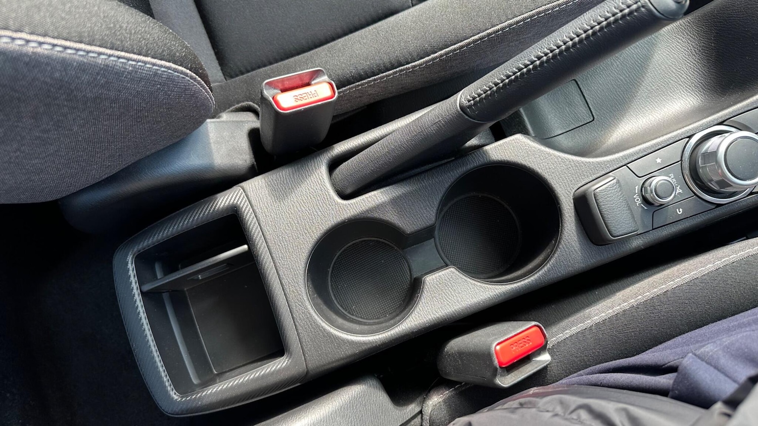 Used Mazda Mazda2 2023 for sale - 76675773: Photo 8