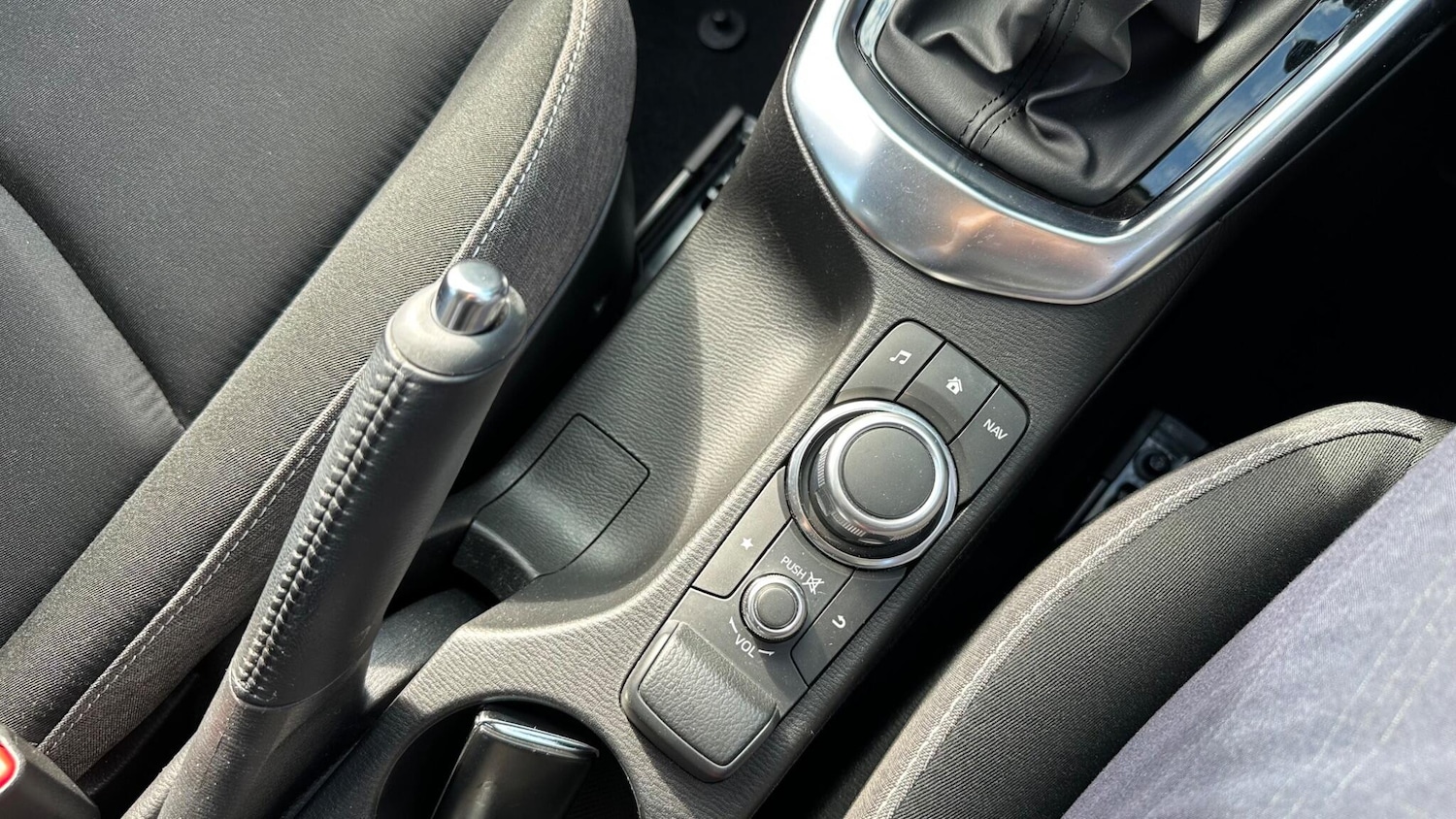 Used Mazda Mazda2 2023 for sale - 76675773: Photo 9