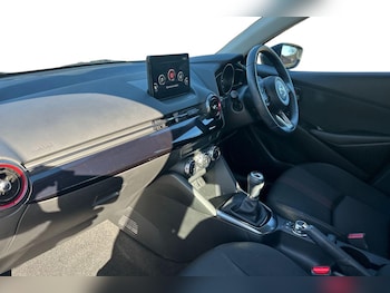 Used Mazda Mazda2 2023 for sale - 77941836: Photo