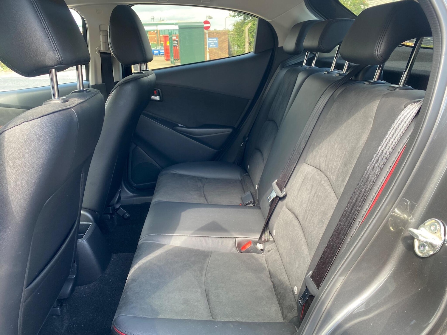 Used Mazda Mazda2 2024 for sale - 76677726: Photo 15