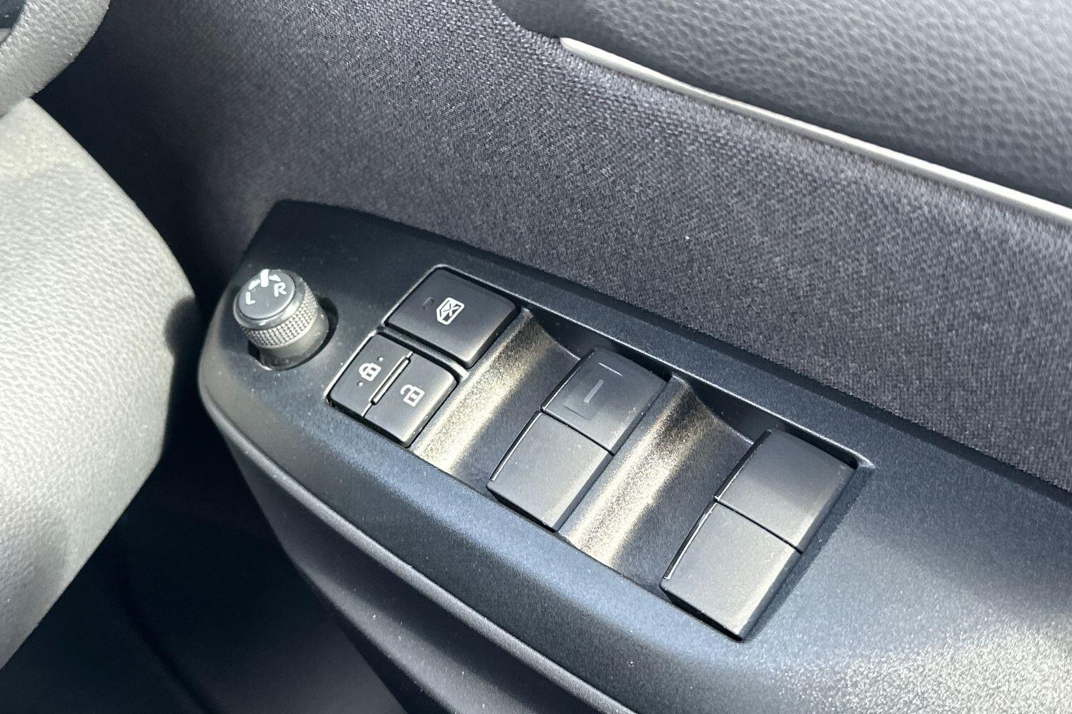 Used Mazda Mazda2 HYBRID 2023 for sale - 78015182: Photo 18