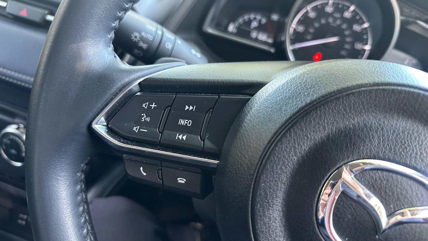 Used Mazda Mazda2 2021 for sale - 76681328: Photo 17