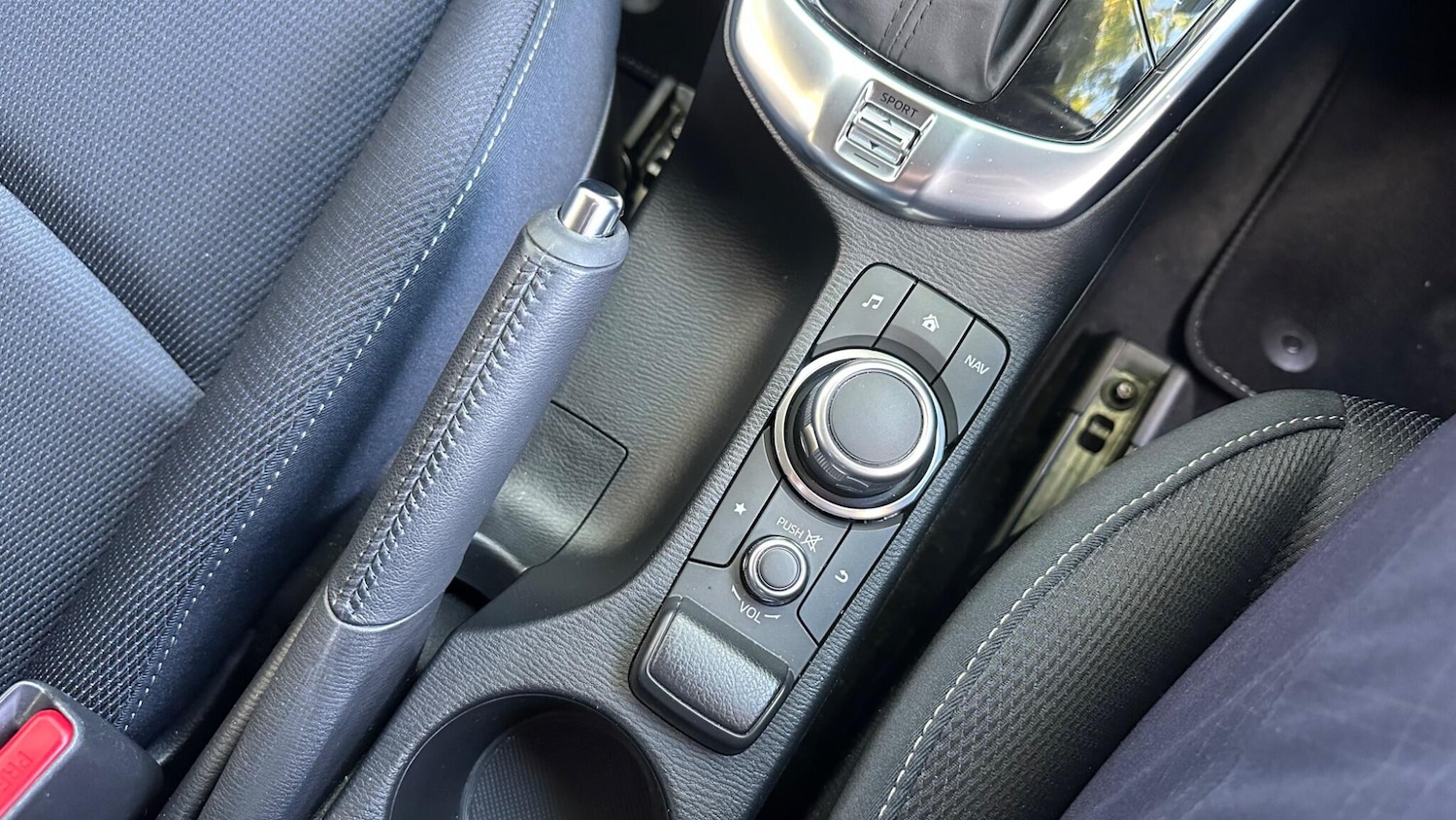 Used Mazda Mazda2 2021 for sale - 76681328: Photo 9