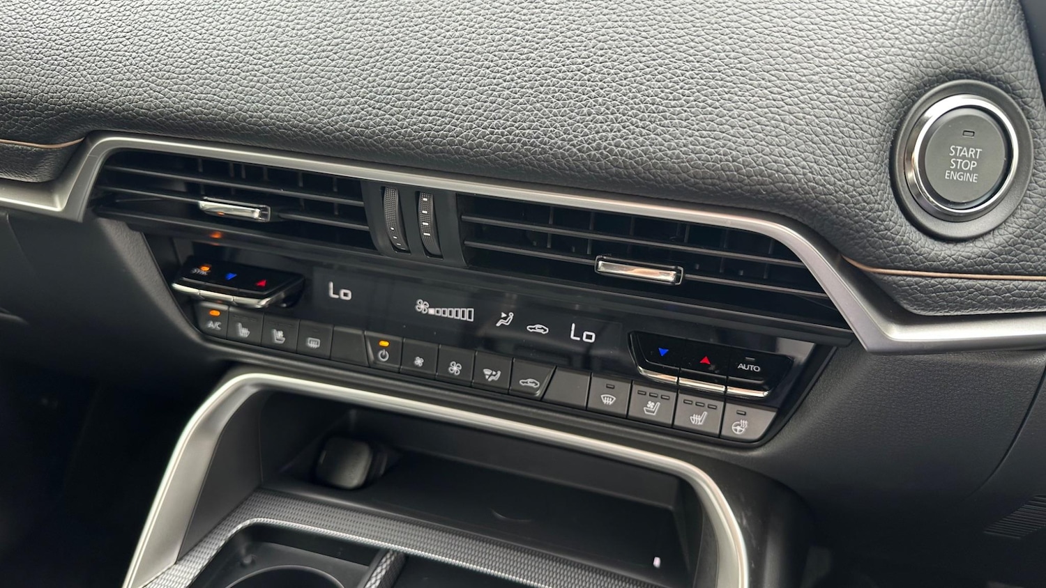 Used Mazda CX-60 2024 for sale - 76676988: Photo 15