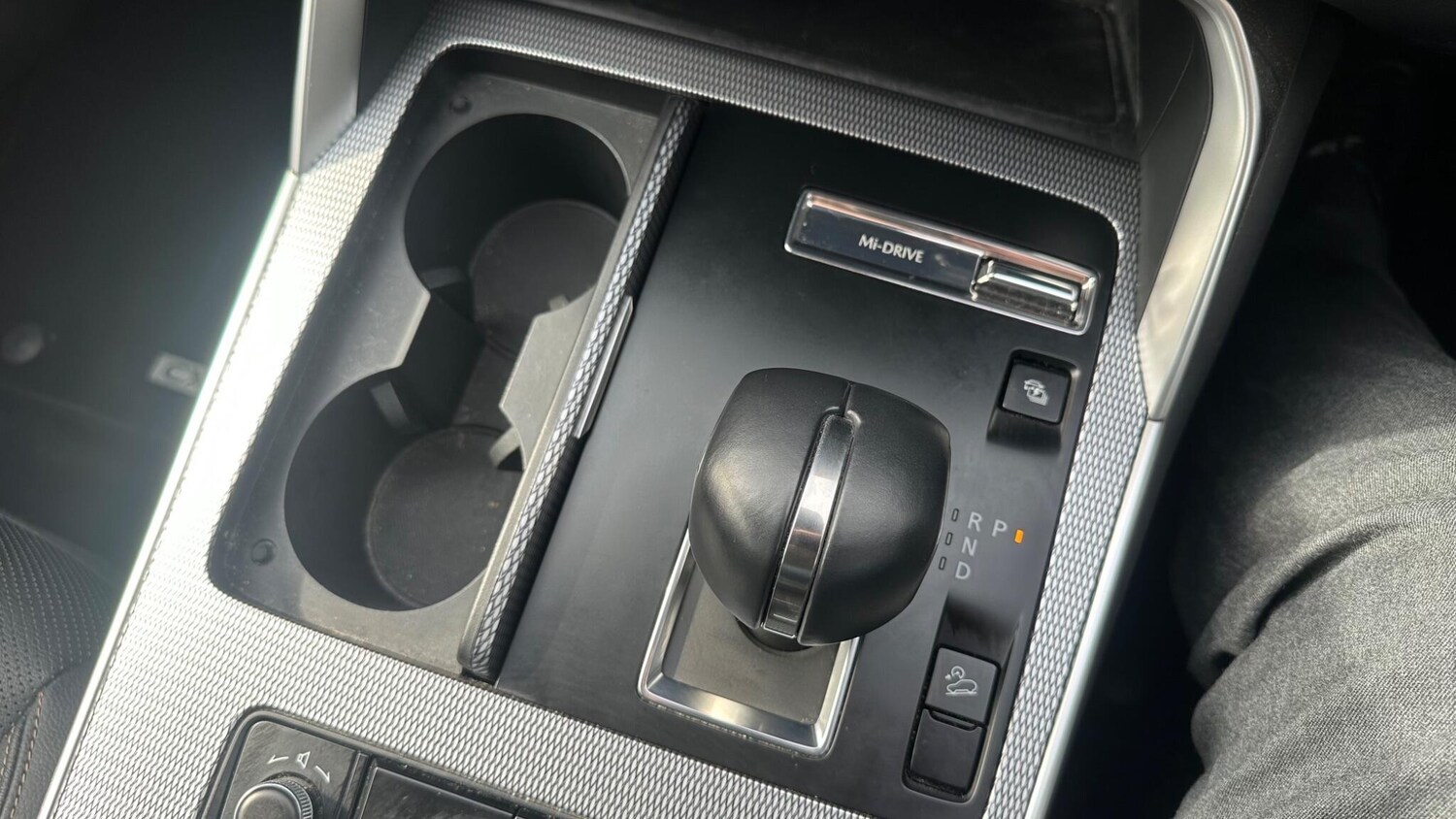 Used Mazda CX-60 2023 for sale - 78005145: Photo 8