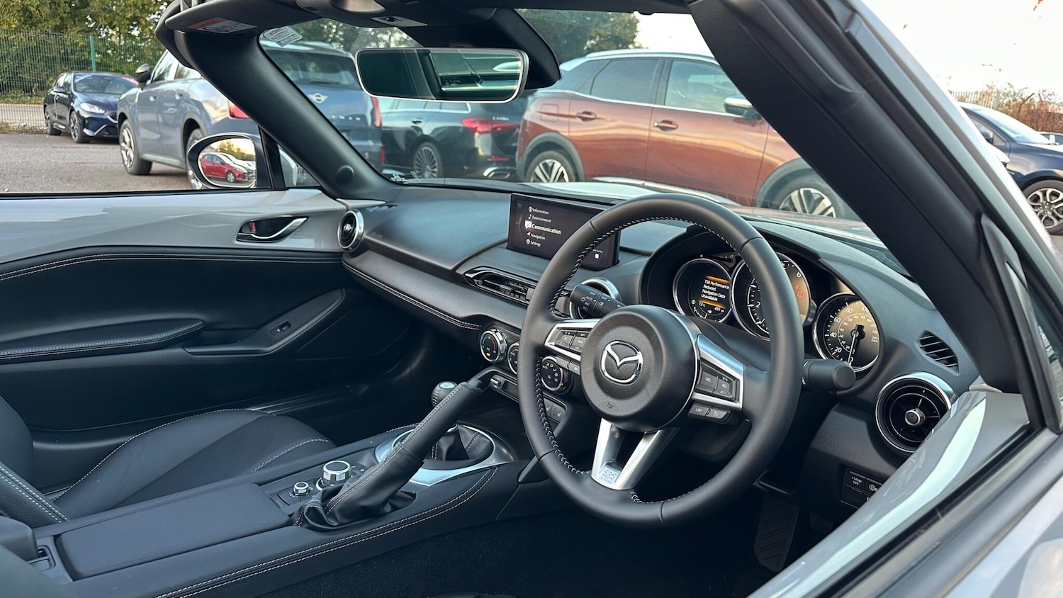 Used Mazda MX-5 2025 for sale - 76678453: Photo 2