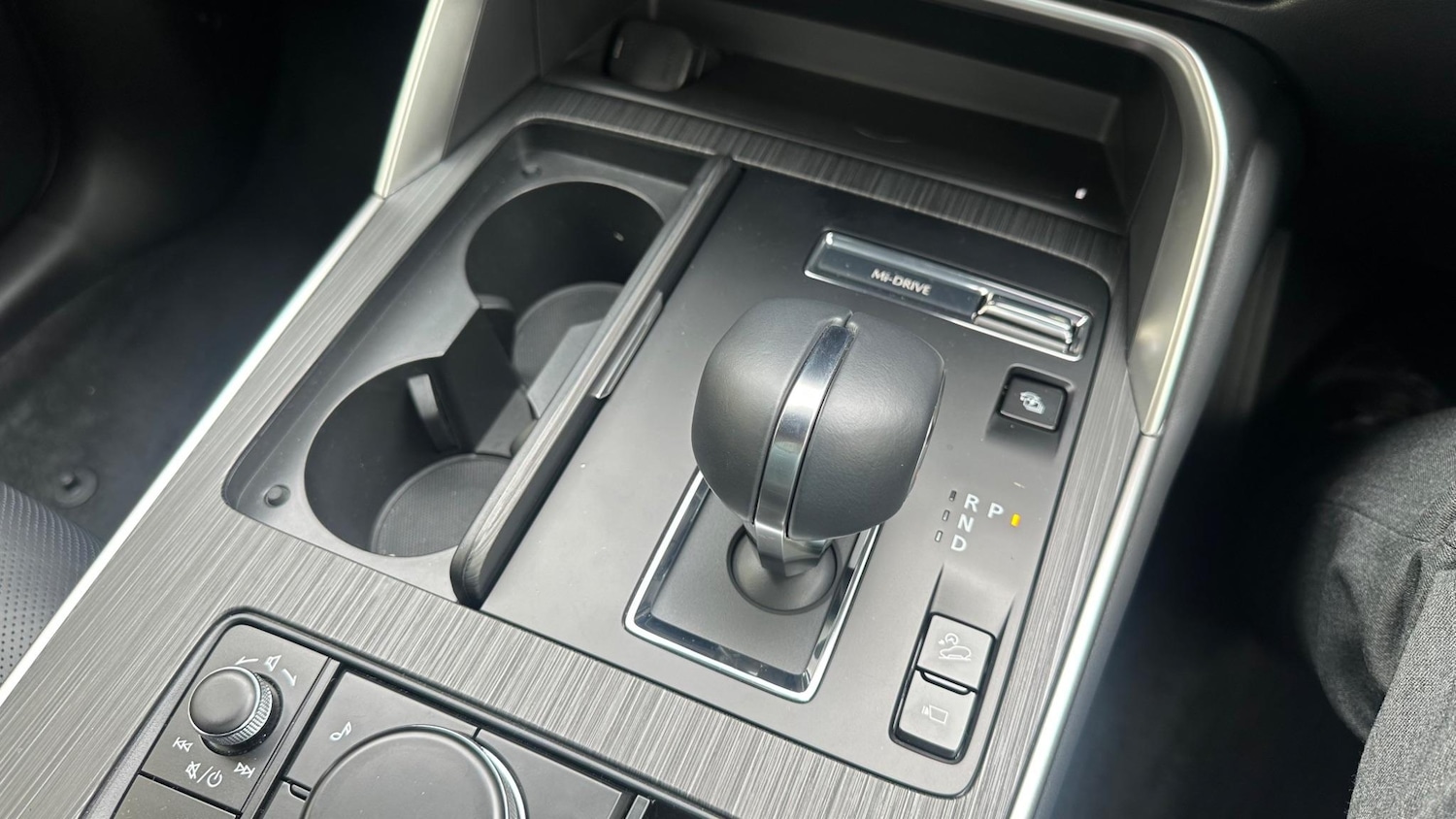 Used Mazda CX-80 2025 for sale - 76679010: Photo 9