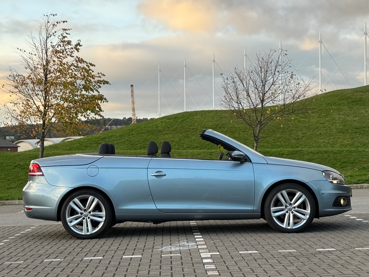 Used Volkswagen EOS 2013 for sale - 76344279: Photo 1