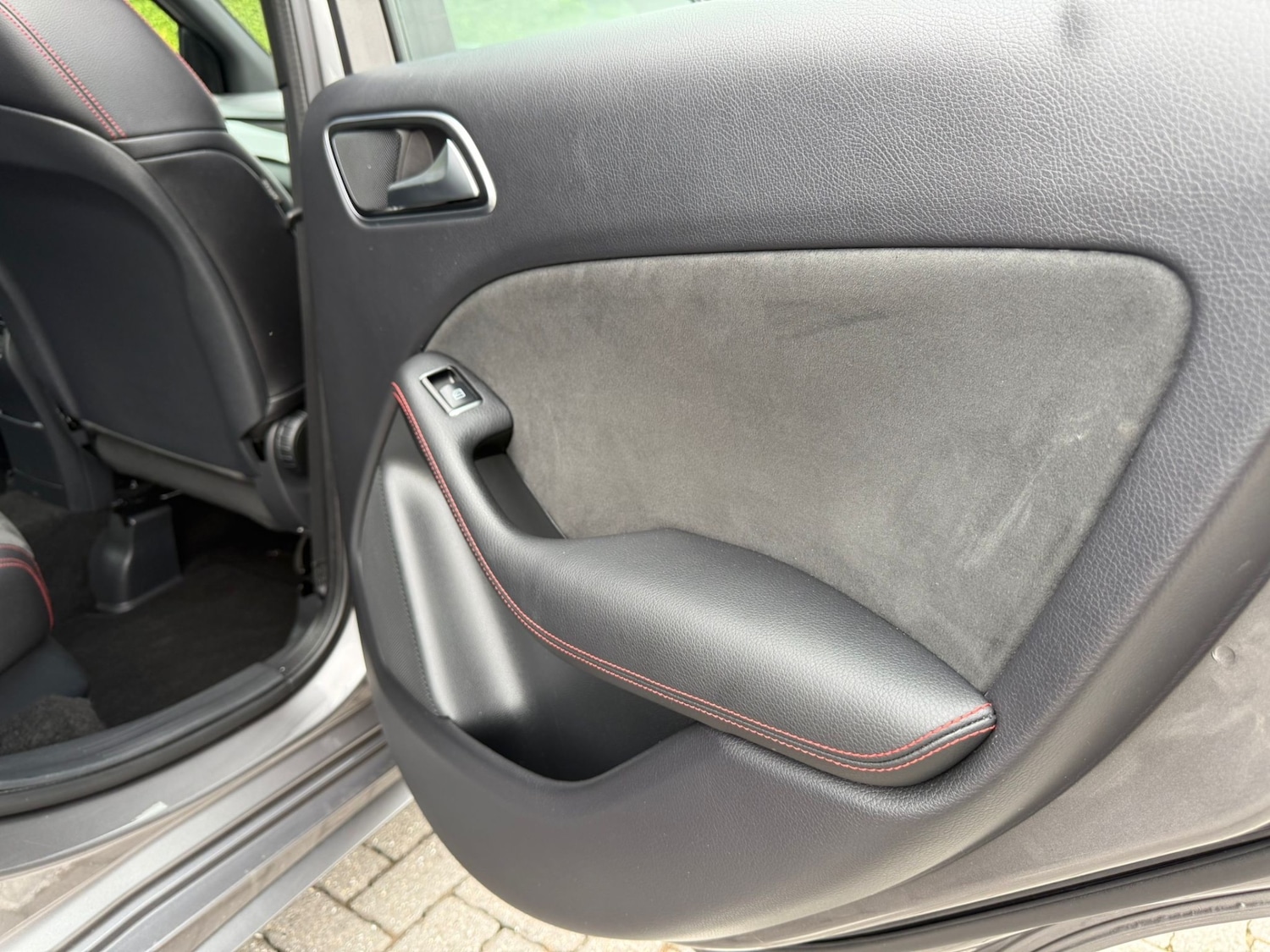 Used Mercedes-Benz B Class 2017 for sale - 77298294: Photo 14