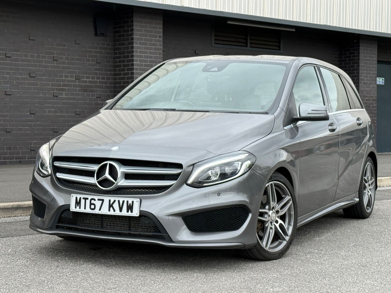 Used Mercedes-Benz B Class 2017 for sale - 77298294: Photo 15