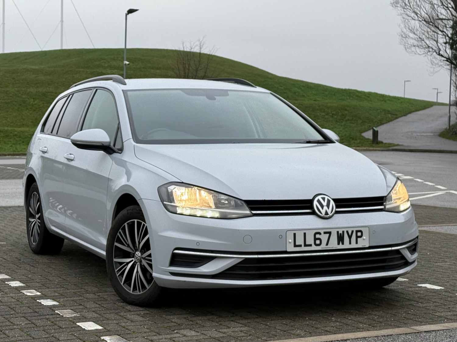 Used Volkswagen Golf 2018 for sale - 76979580: Photo 3