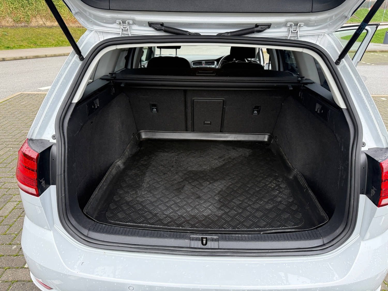 Used Volkswagen Golf 2018 for sale - 76979580: Photo 30