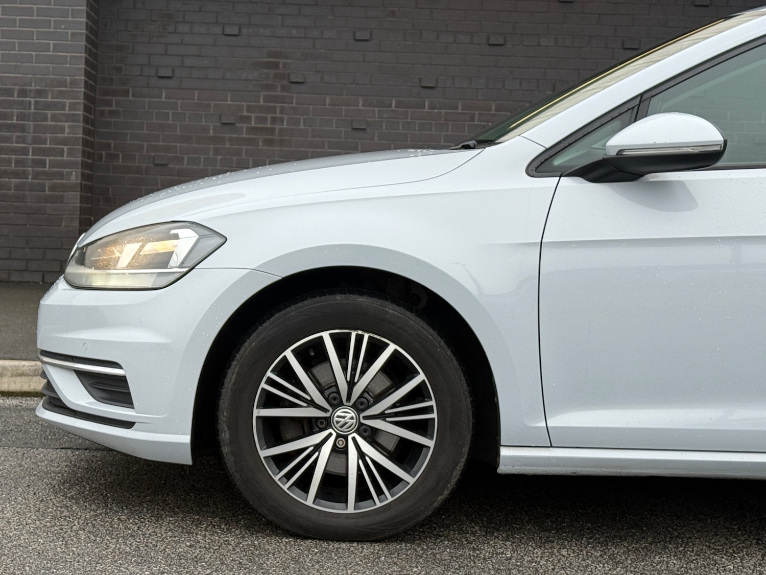 Used Volkswagen Golf 2018 for sale - 76979580: Photo 34