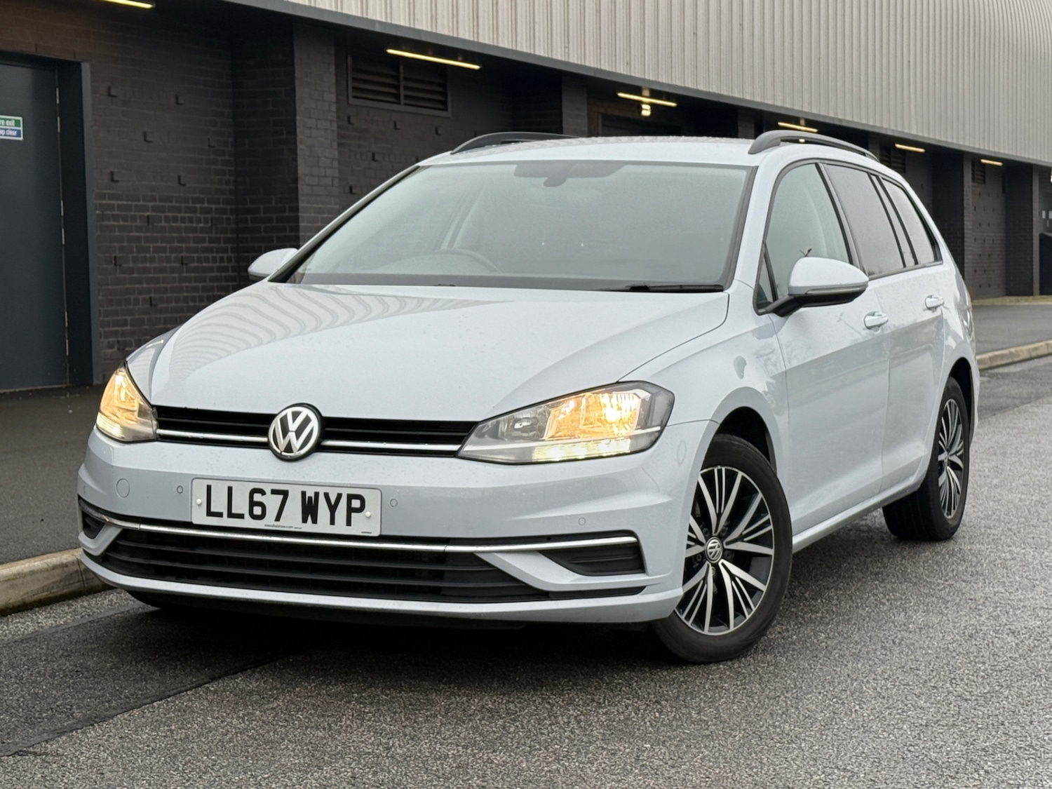 Used Volkswagen Golf 2018 for sale - 76979580: Photo 36